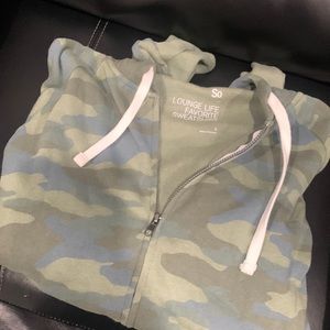 Lounge Life Favorite Sweatshirt Size S lightly used juniors